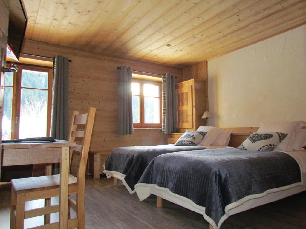 Chez La Fine Bed & Breakfast Les Gets Rom bilde