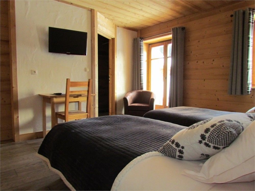 Chez La Fine Bed & Breakfast Les Gets Eksteriør bilde