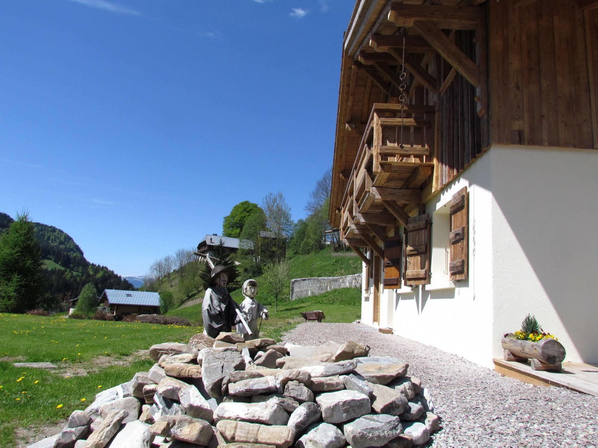 Chez La Fine Bed & Breakfast Les Gets Eksteriør bilde